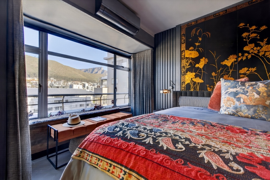 2 Bedroom Property for Sale in Sea Point Western Cape